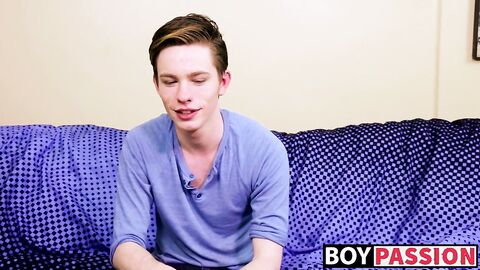 Twink interviewed before shoving fingers inside of his ass