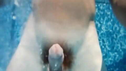 23 Massive Squirts: Amateur Underwater Adventure