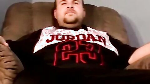 Horny fat guy gets intense BJ in kinky interracial encounter