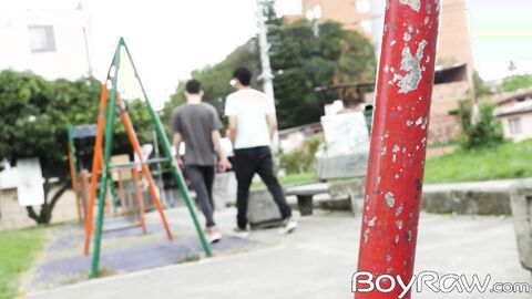 inked twink Noah Swith loves sucking young Melo princes cock