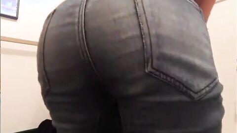 Locker-Room Surprise: That Ass!