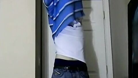 Amateur shoots loads of cum after intense solo masturbation