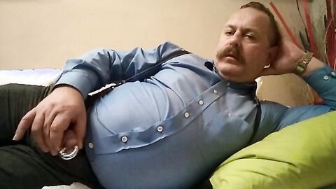 Fat Bear Daddy Amateur Handjob