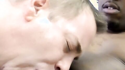 Amateur homos have an interracial cock sucking session