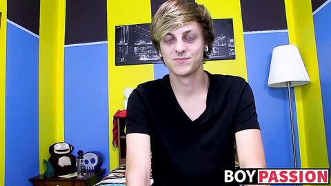 Twink Jason enjoying wanking his cock and playing with dildo