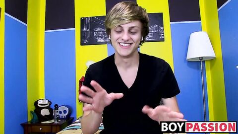 Twink Jason enjoying wanking his cock and playing with dildo