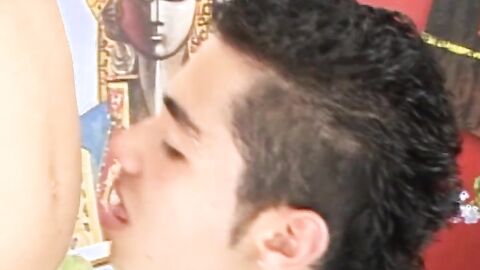Latino amateur feasting on ass and toes before bareback