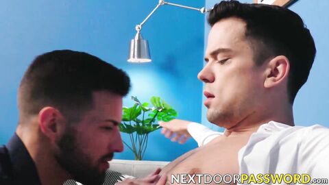 Muscular Dakota Payne gave Jock Casey Everett a kinky footjob before ramming him in b
