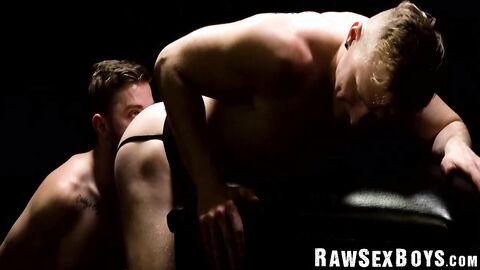 Dick hungry gays Spencer Daley and Tom Bentley bareback relentlessly