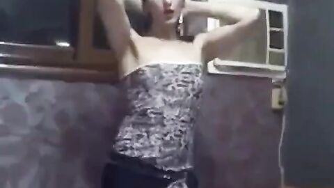 Egyptian Crossdresser Dances in Amateur Video