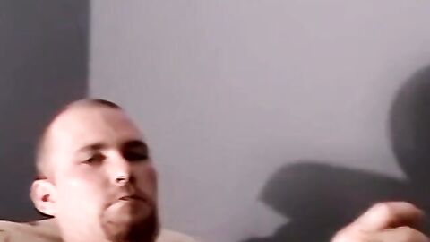 Young homos dick sucked by two mature amateurs