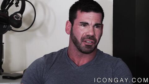 Latino muscle Billy Santoro rimmed before anal sex