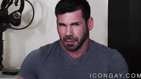 Latino muscle Billy Santoro rimmed before anal sex