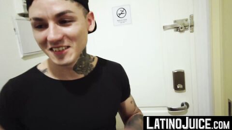 LatinoJuice.com - Kinky Axel earns money by having sex with hunk Bobby until cumshot