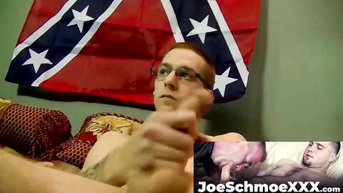 JoeSchmoeXXX.com - Nerdy amateur dude with glasses jerks off his starving cock alone