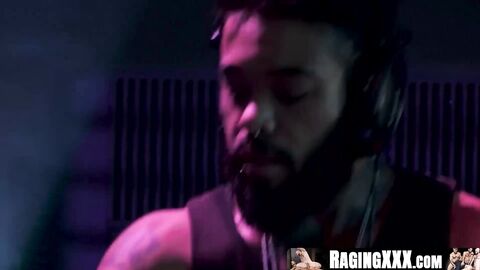 RagingXXX.com - Interracial threesome wildness at the strip club