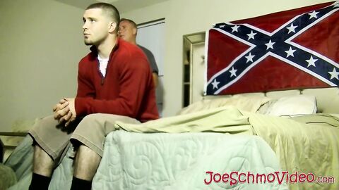 Amateur gay dude blown until he cums by mature deviant