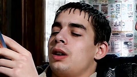 Straight stud Skuby doggystyled his straight buddy Veso in their chainsmoking session